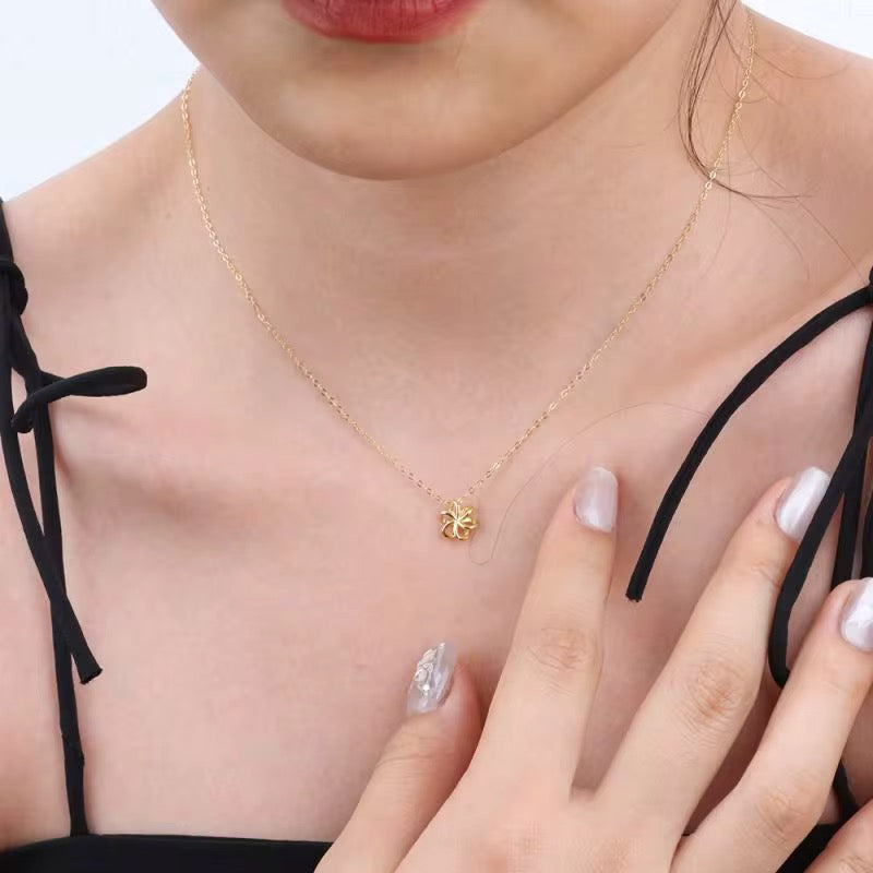 Daisy Necklace