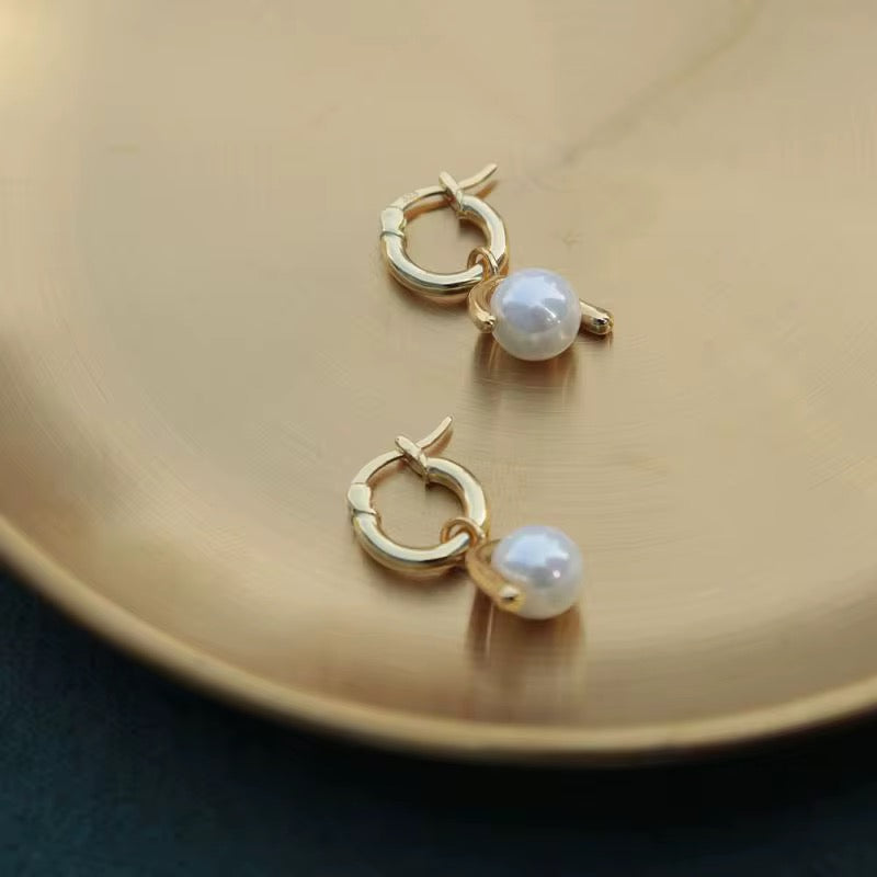 Bella Pearl Hoops
