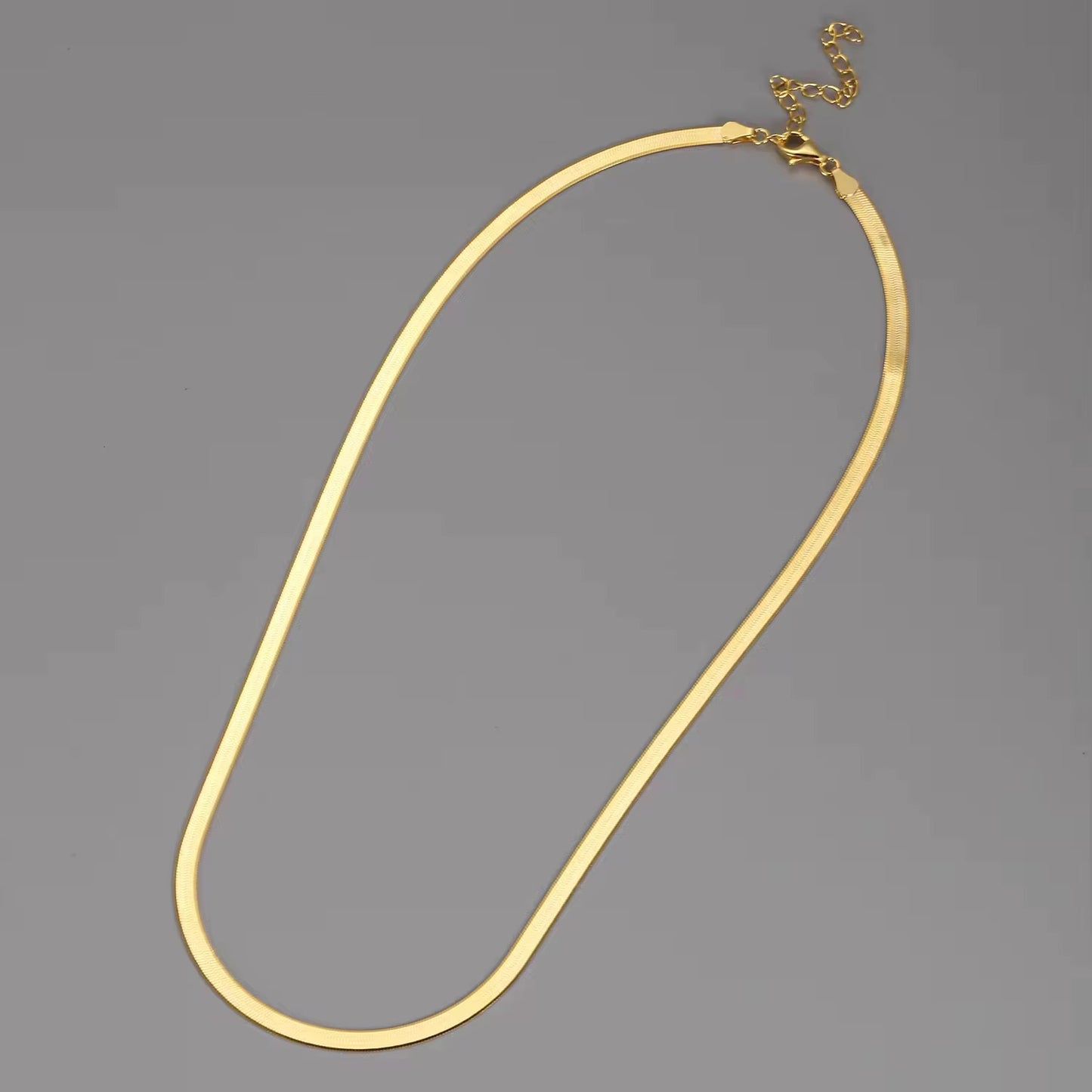 Liner Necklace