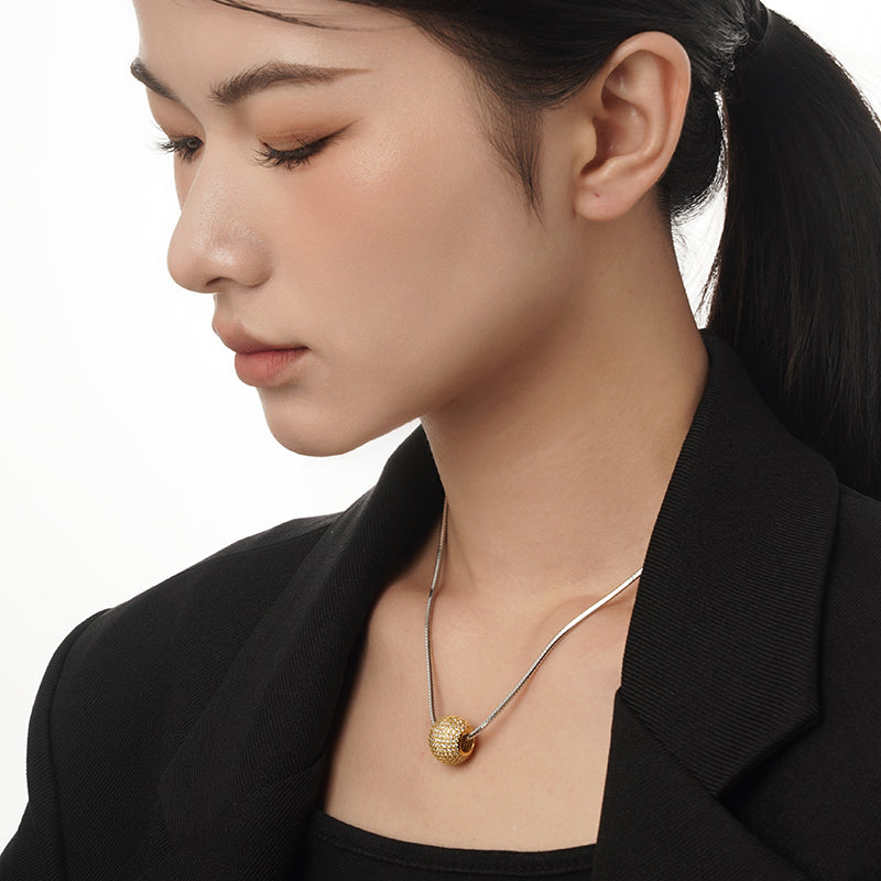 Disc Necklace