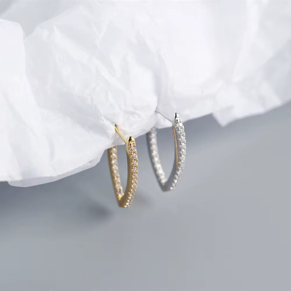Eronica Hoop