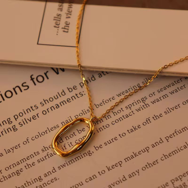 Oval Necklace