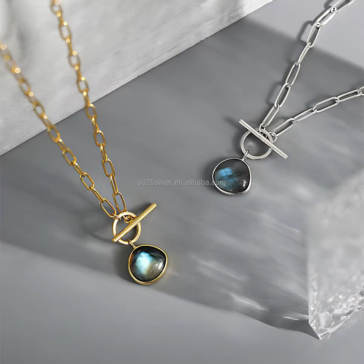 Audrey Labradorite Necklace