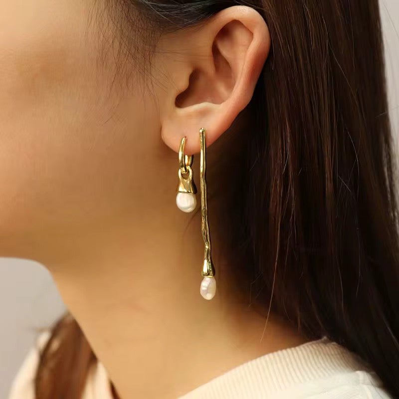 Louve Pearl Earring