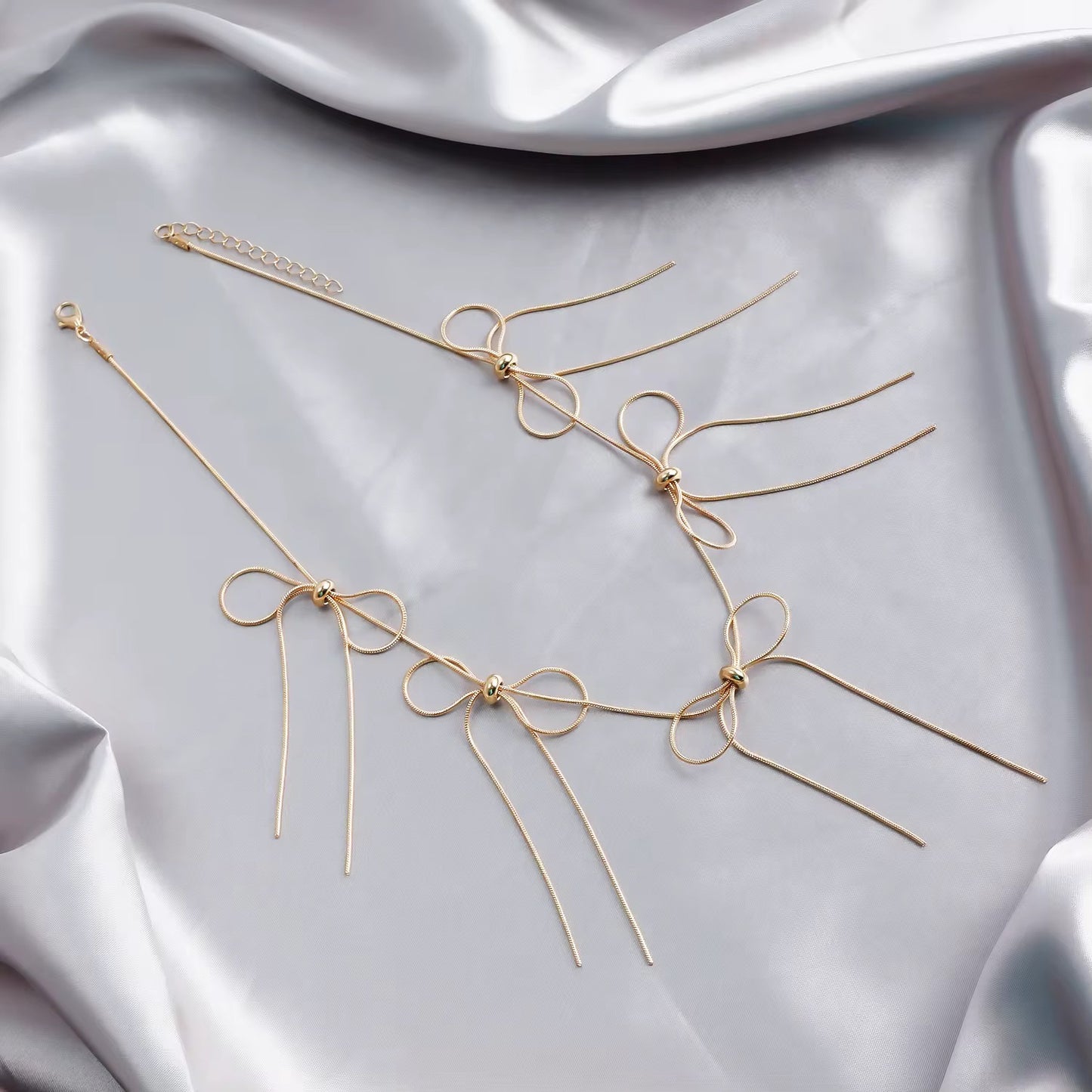 Knot me Necklace