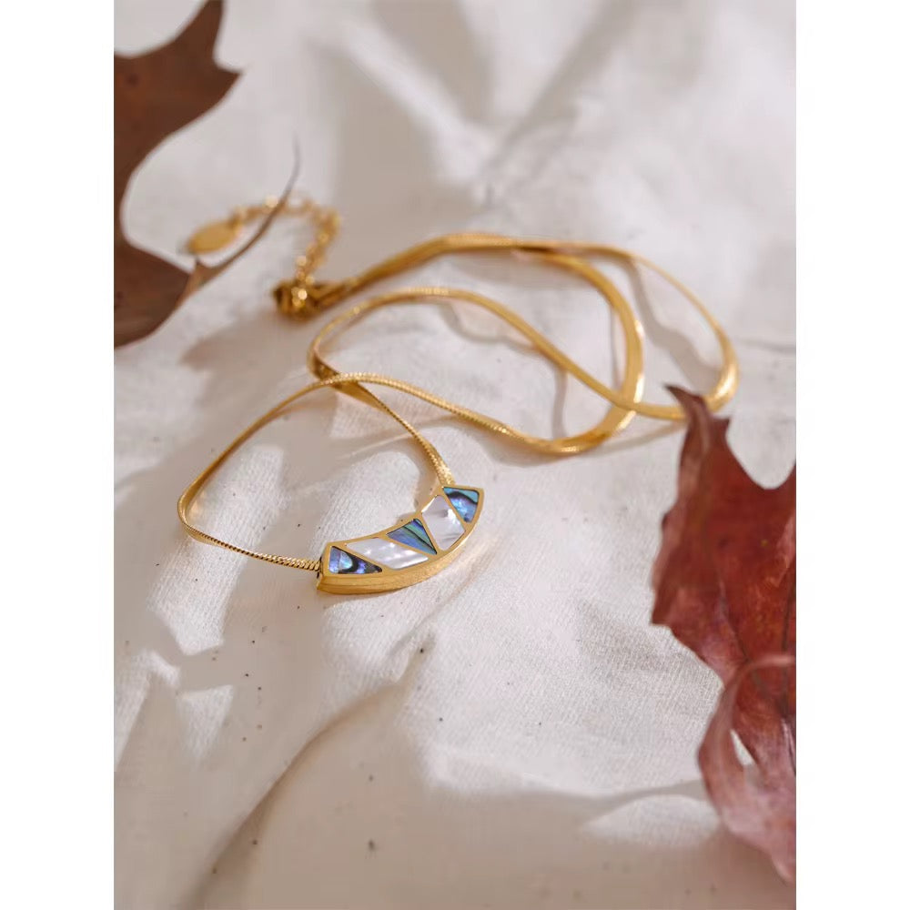 Rosina Shell Necklace