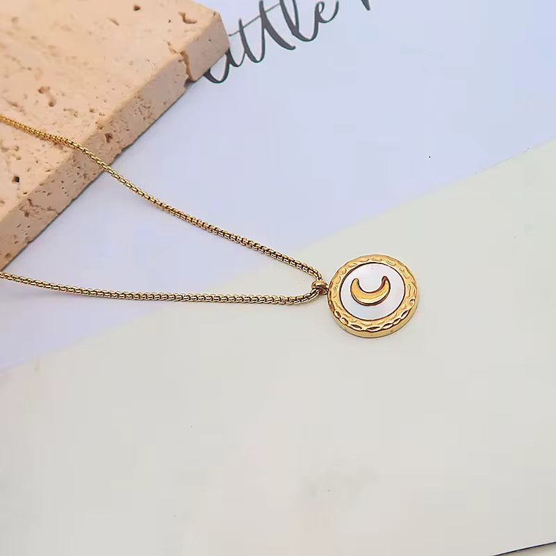 Luna Shell Necklace
