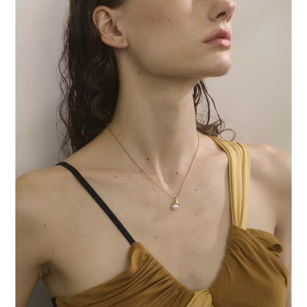 Bellina Pearl Necklace