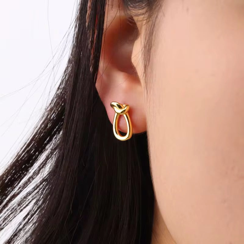 Knot Earring