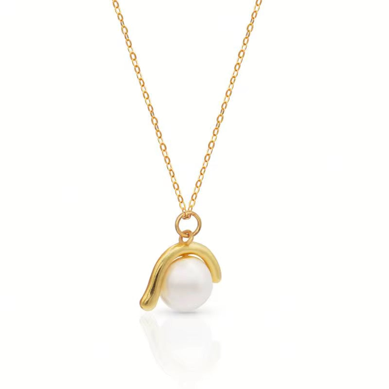 Bella Pearl Necklace