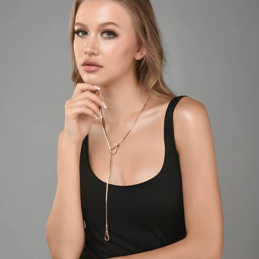 Zoya Lariat Necklace