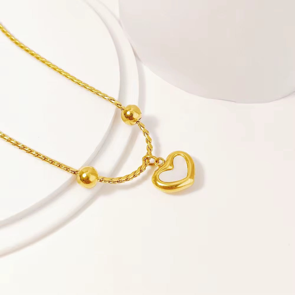 Sasha Shell Necklace