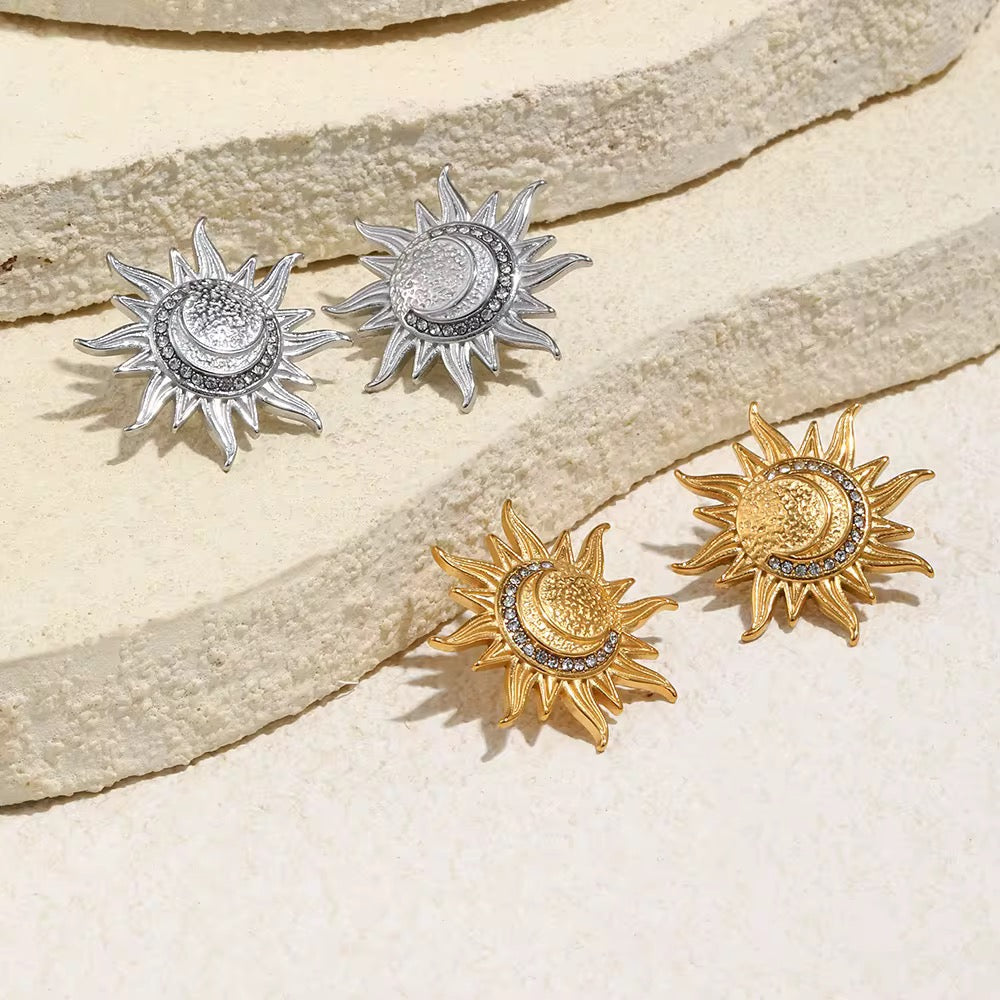 Lumorae Earrings