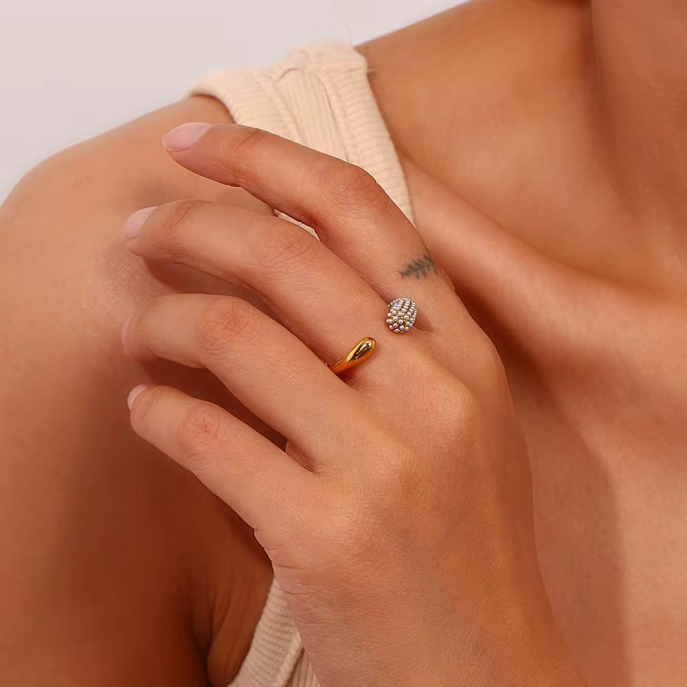 Eira Pearl Ring