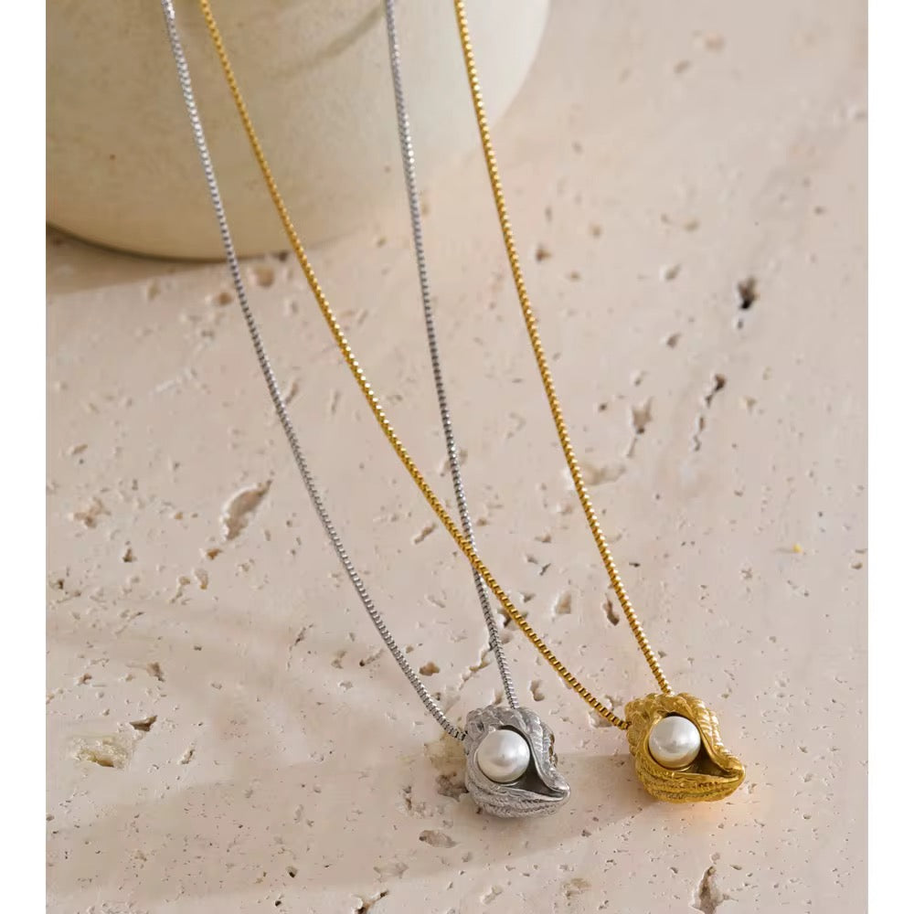 Fiore Pearl Necklace