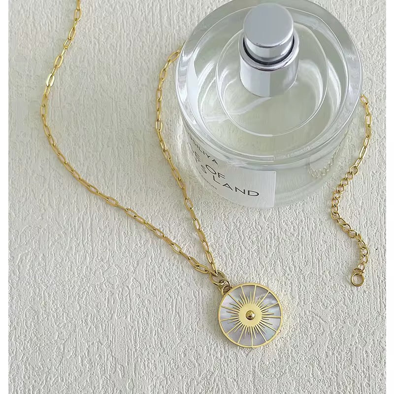 Sorin Shell Necklace
