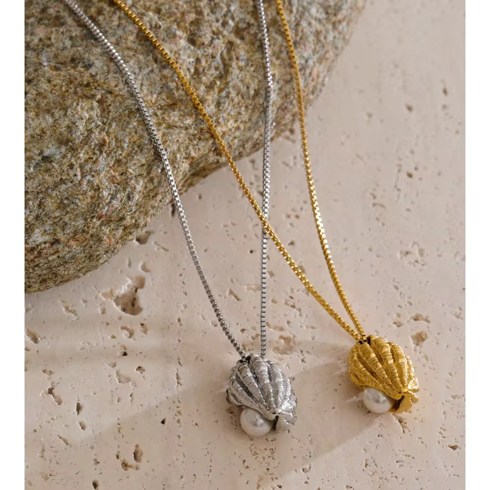 Fiore Pearl Necklace