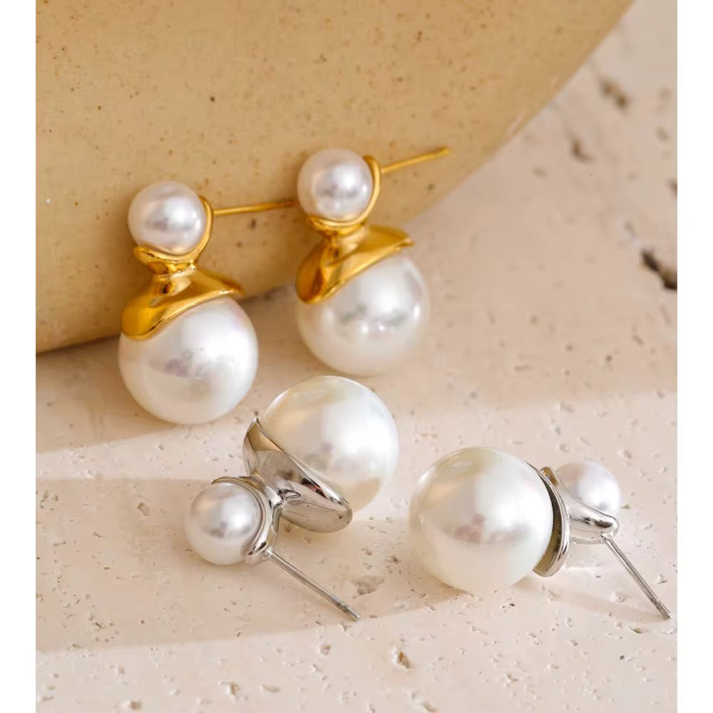 Veya Pearl Earrings