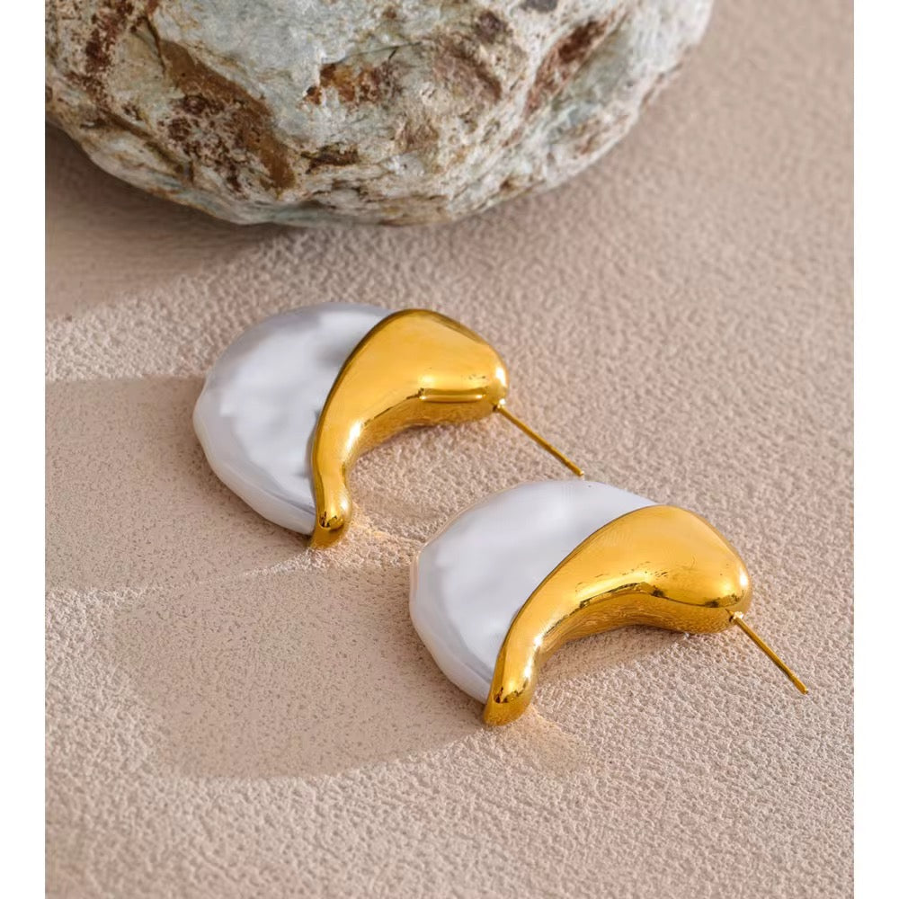 Samira Pearl Earrings