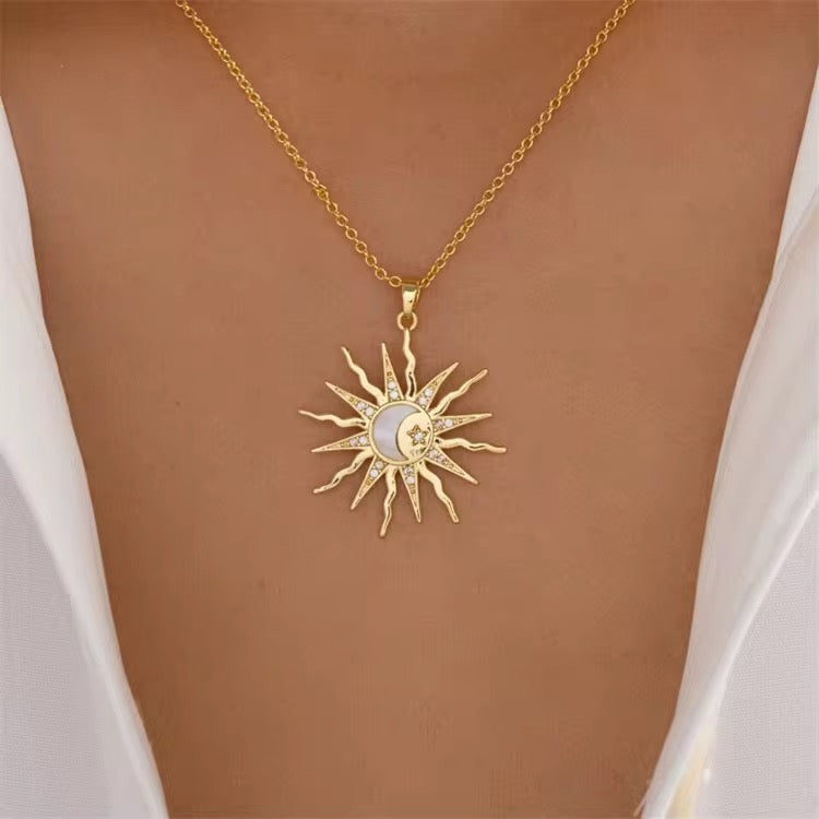 Alyra Necklace