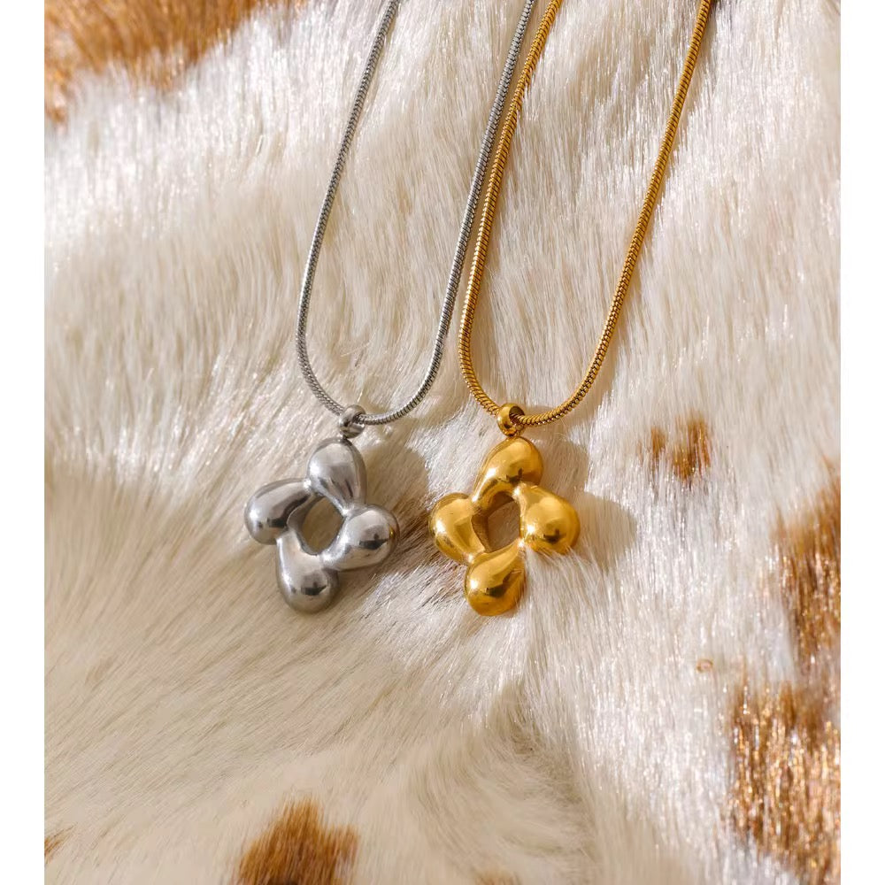 Saraya Necklace