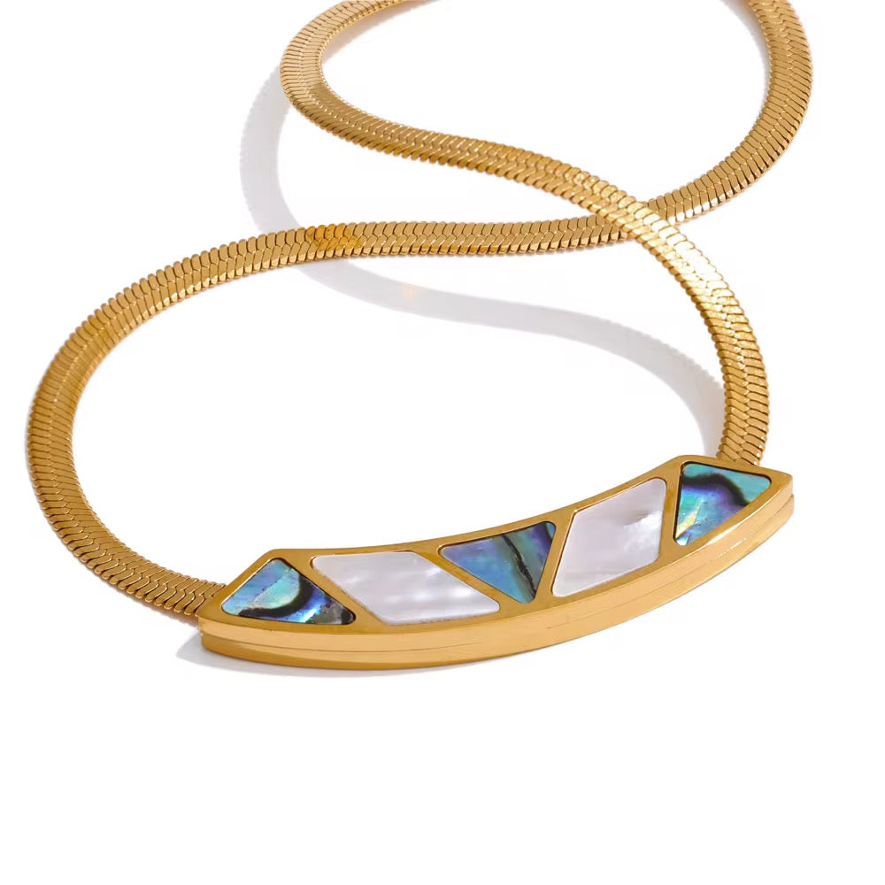 Rosina Shell Necklace