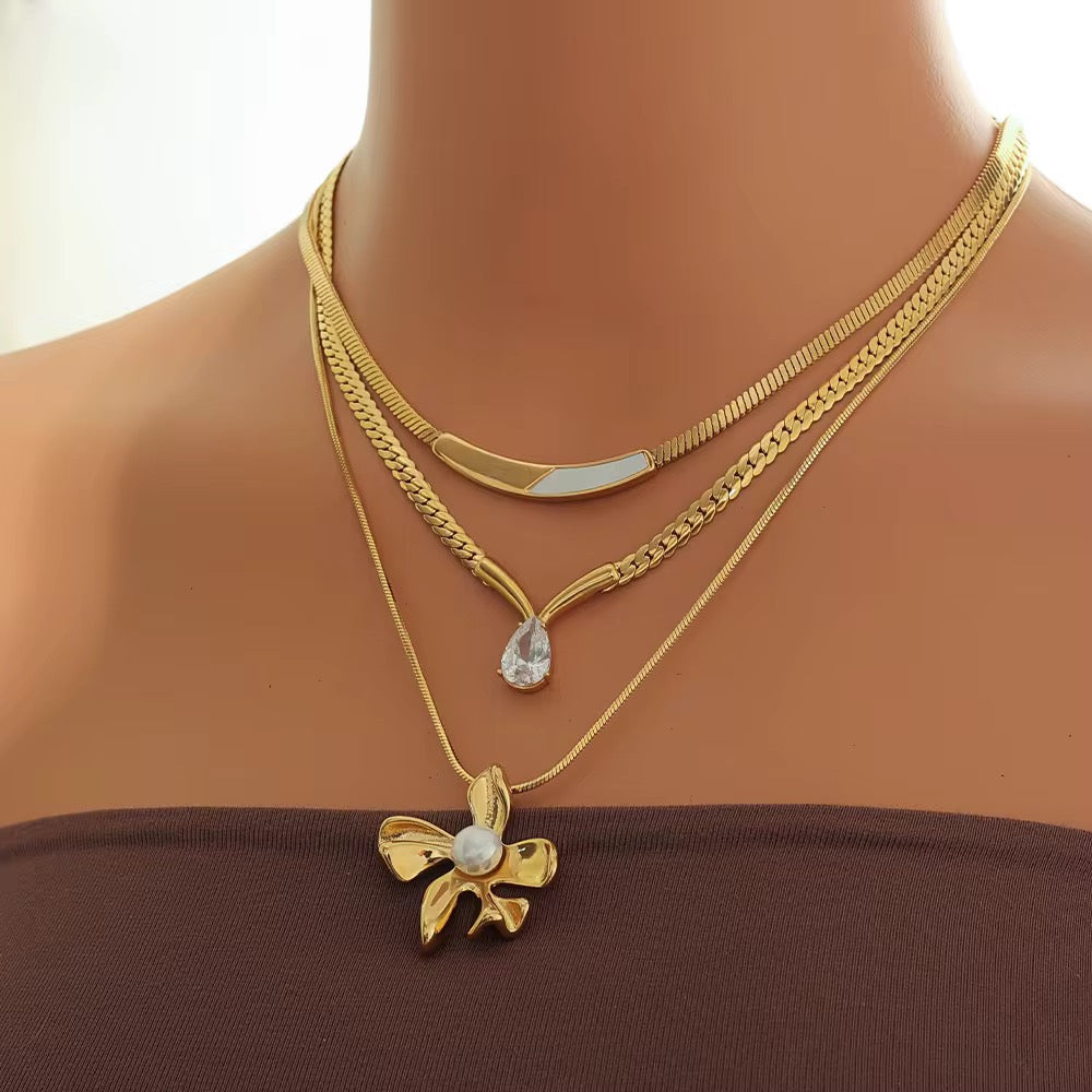 Alaya Pearl Necklace