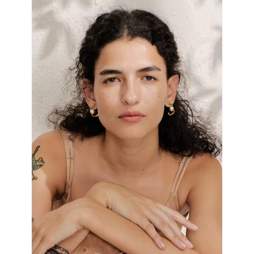 Mirel Pearl Earrings