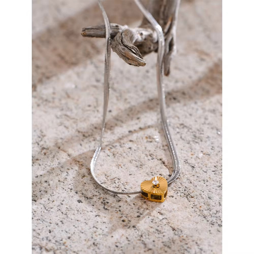 Zena Necklace
