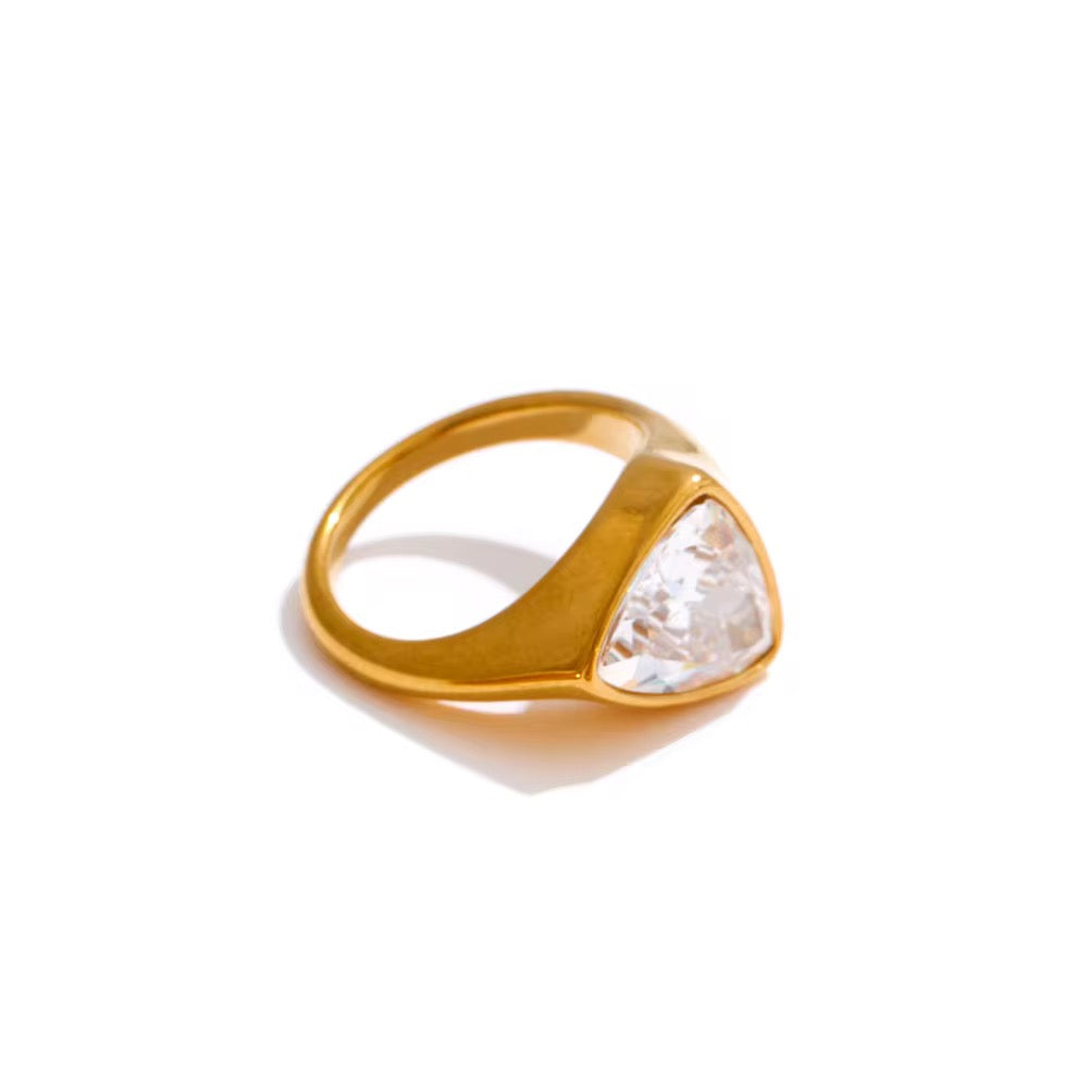 Zinnara Ring