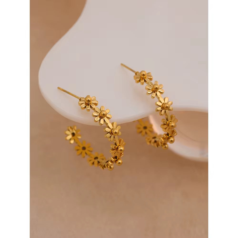 Selene Hoop Earrings