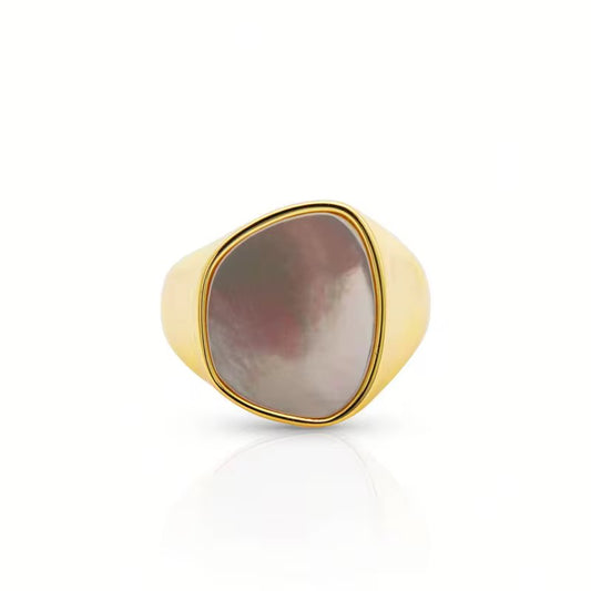 Louve Shell Ring