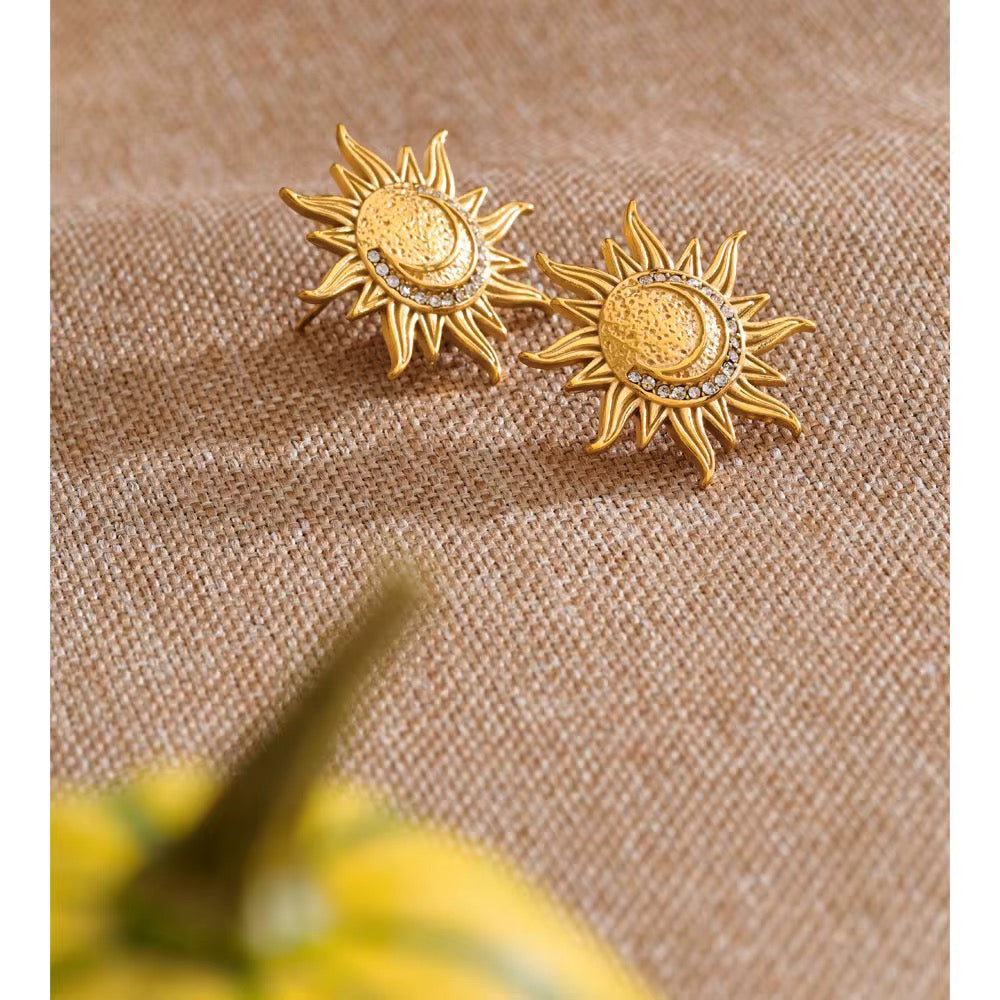 Lumorae Earrings