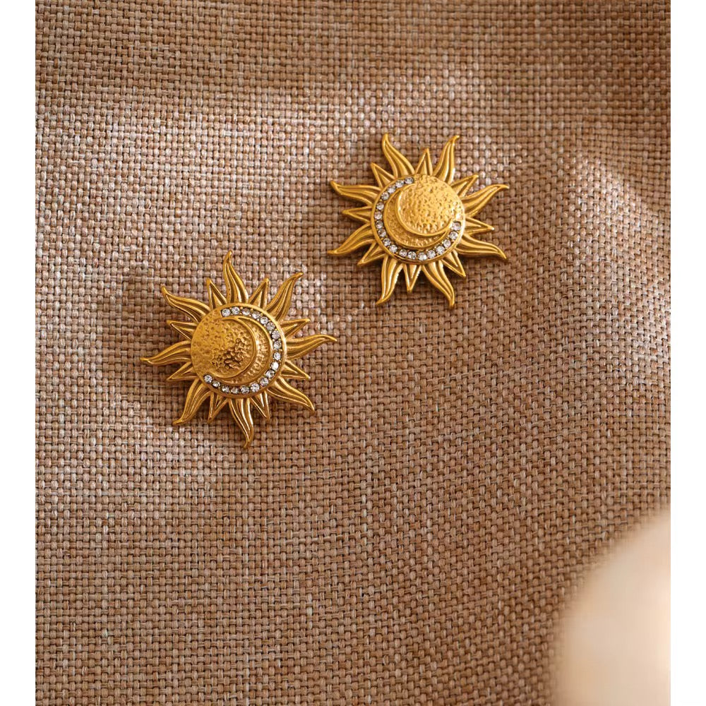 Lumorae Earrings