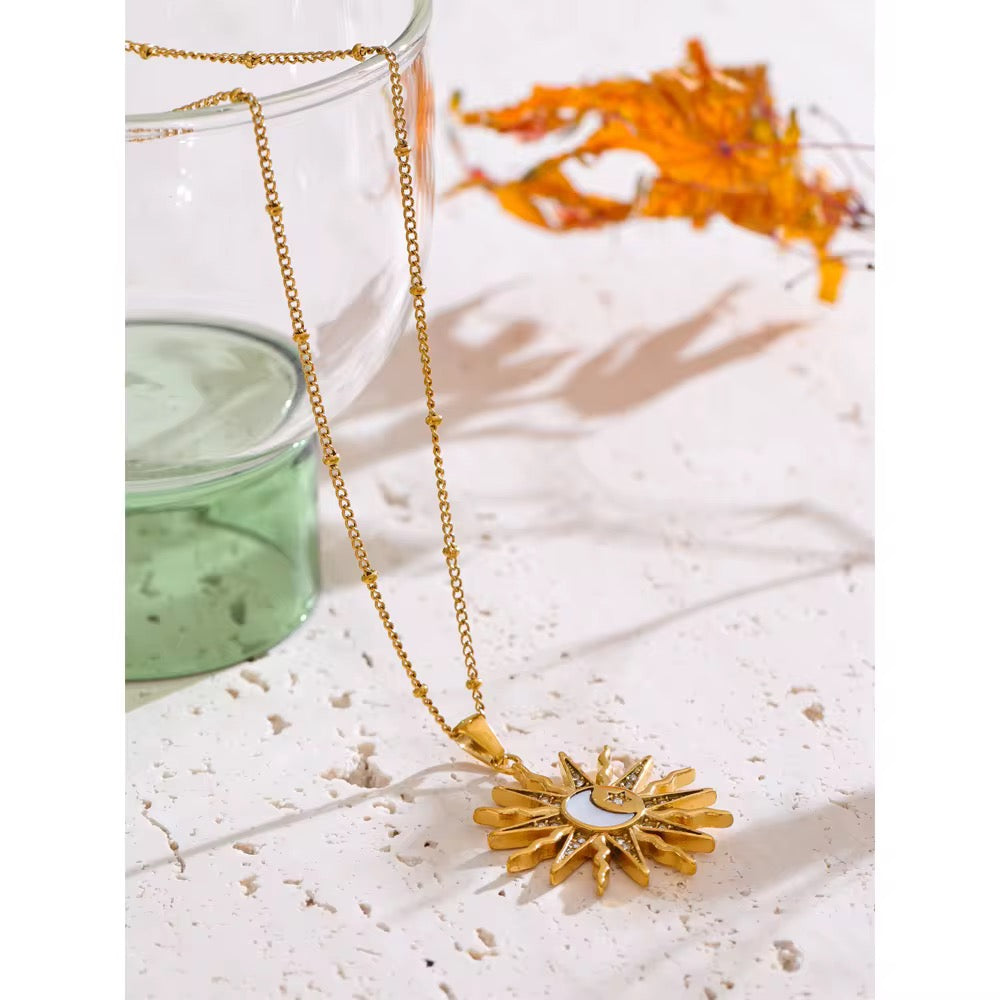 Alyra Necklace