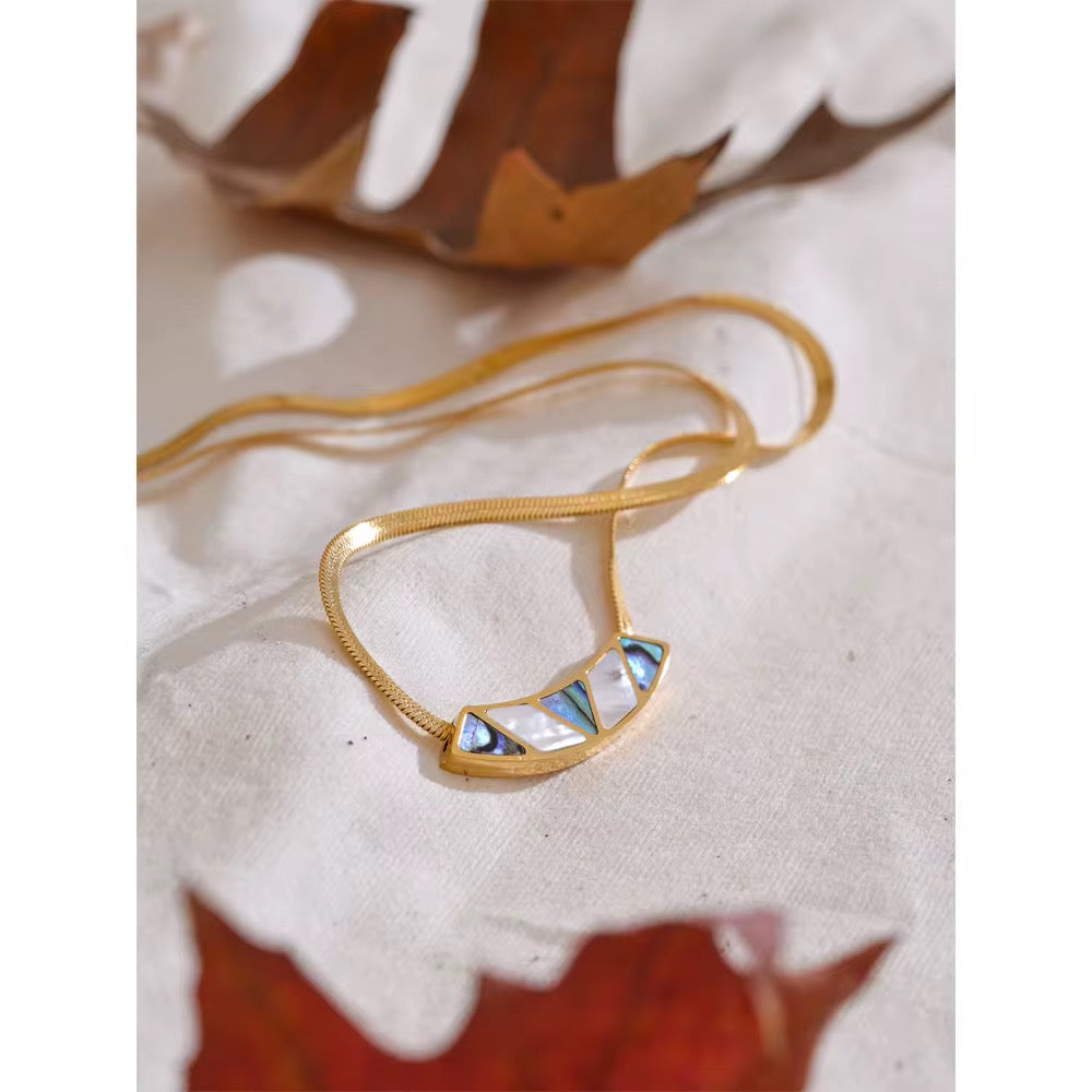 Rosina Shell Necklace