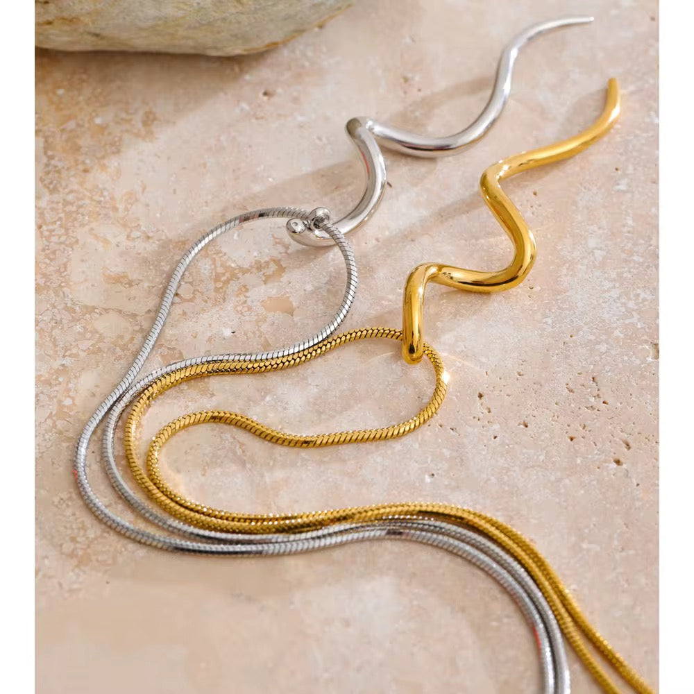 Luneth Necklace