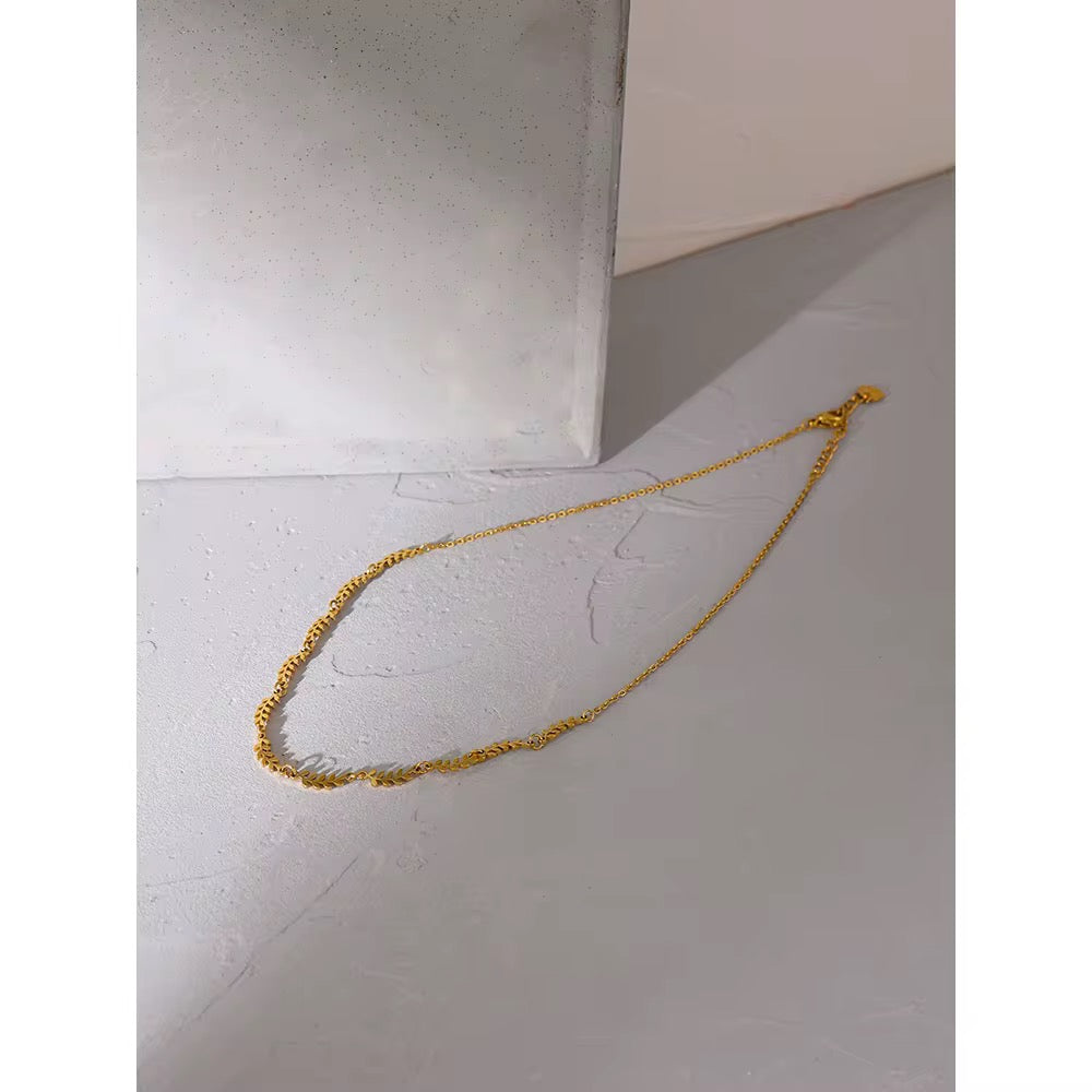Leya Necklace