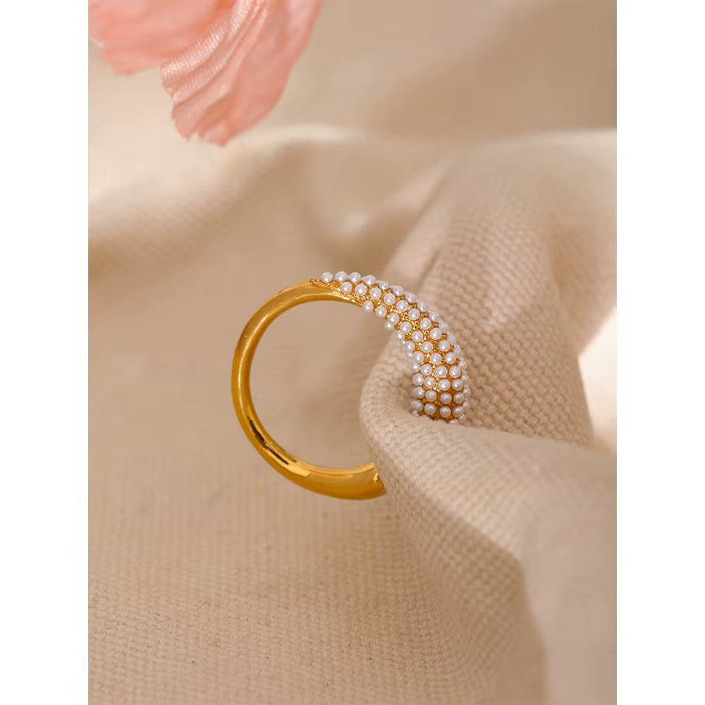 Eira Pearl Ring