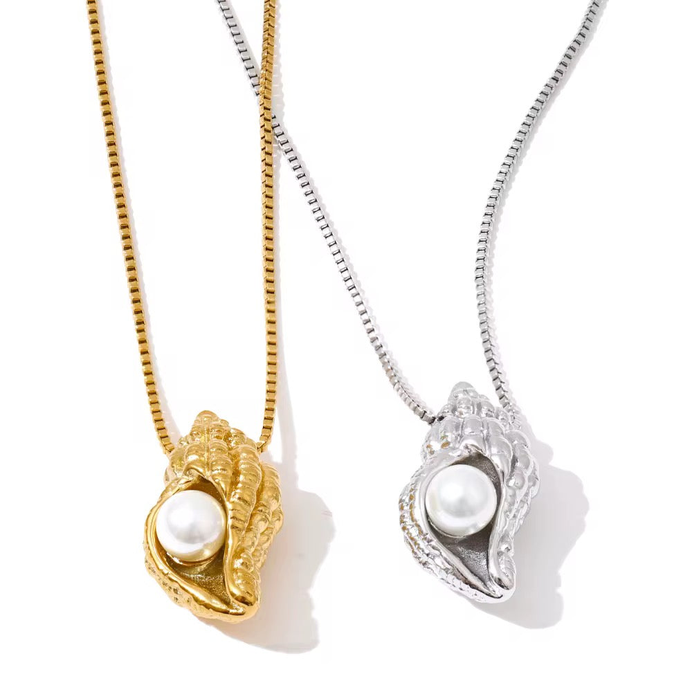 Fiore Pearl Necklace