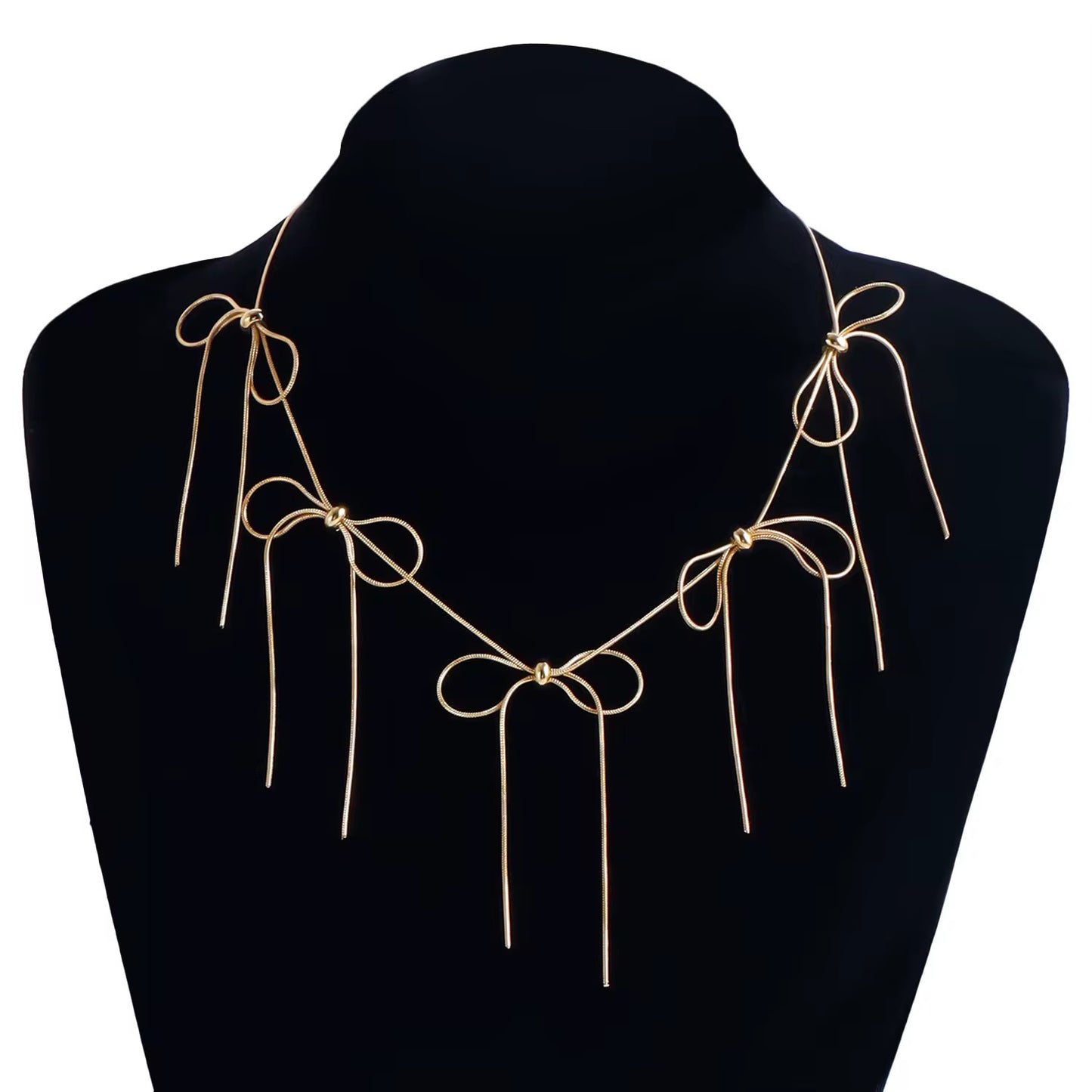 Knot me Necklace