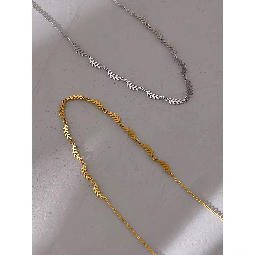 Leya Necklace