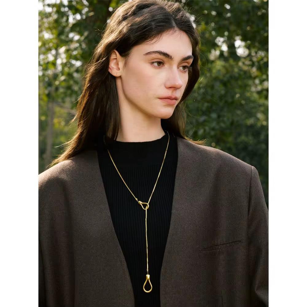 Zoya Lariat Necklace
