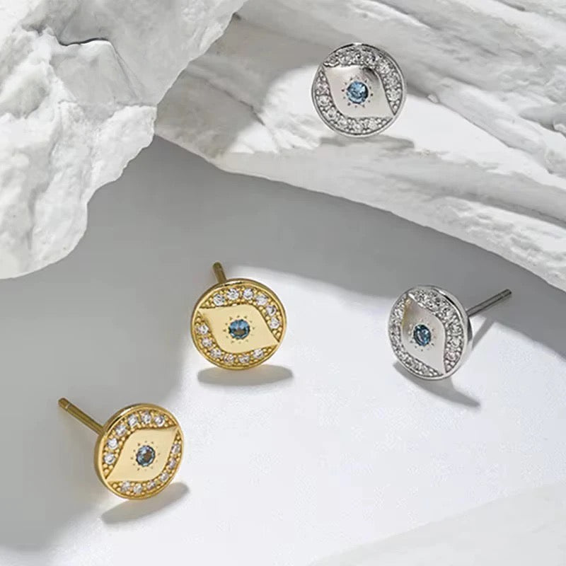 Evelyn Stud