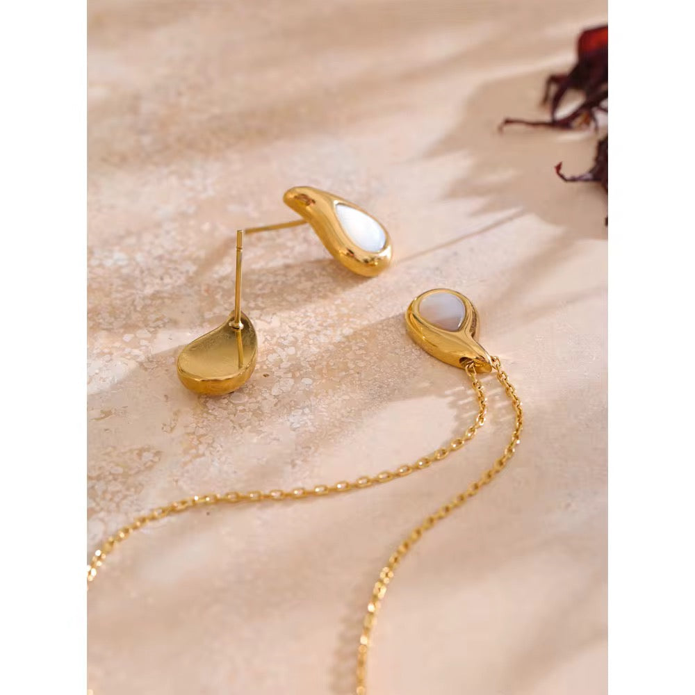 Aisha Shell Earrings