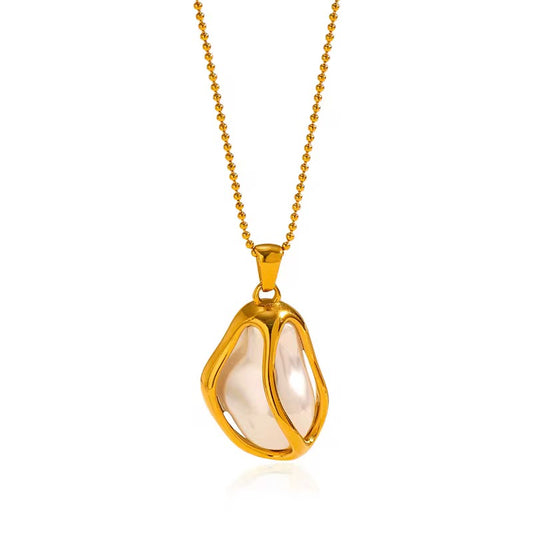 Arielle Pearl Necklace