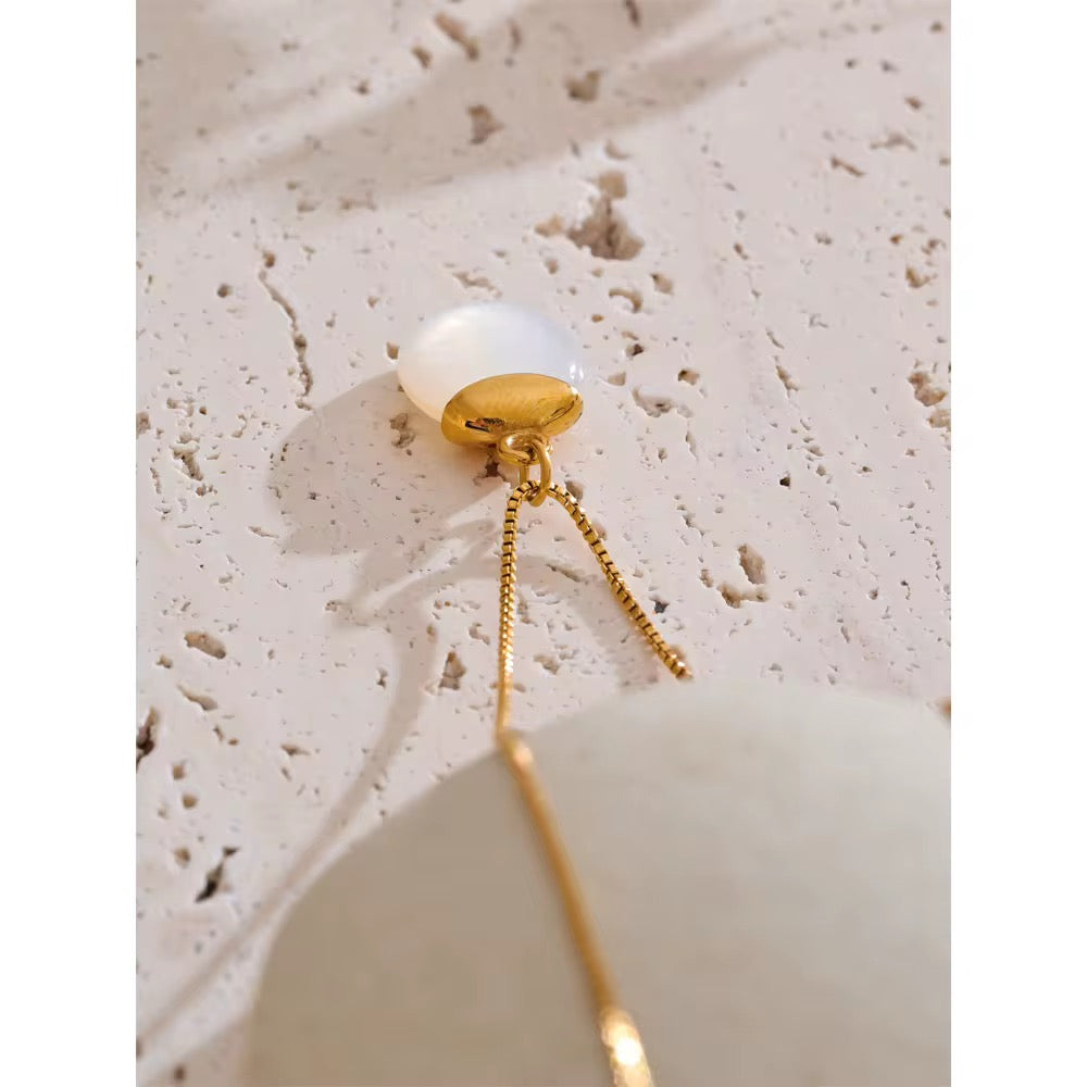 Lunaria Shell Necklace