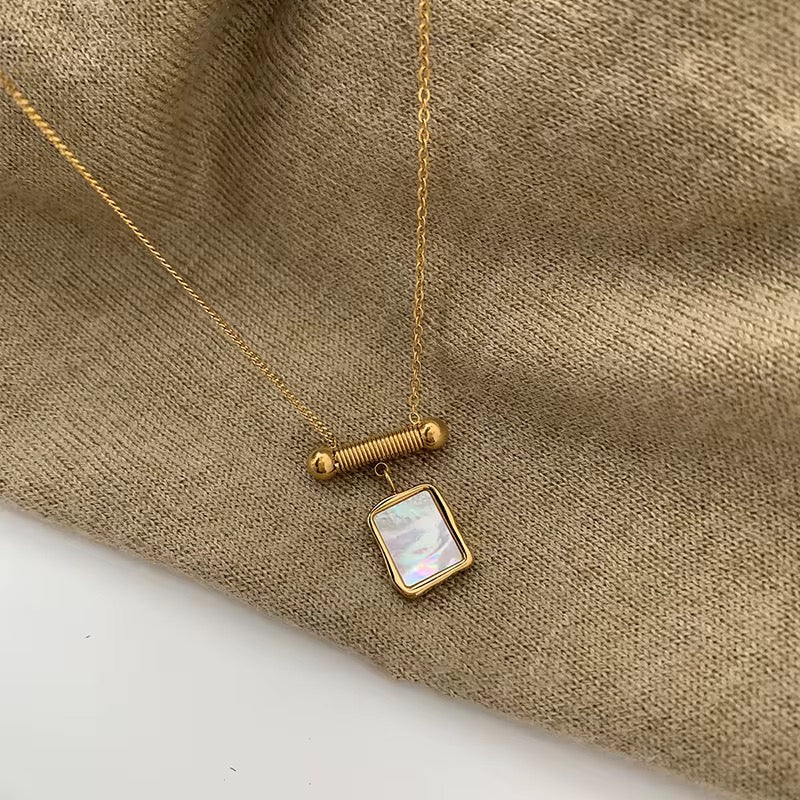 Zara Shell Necklace
